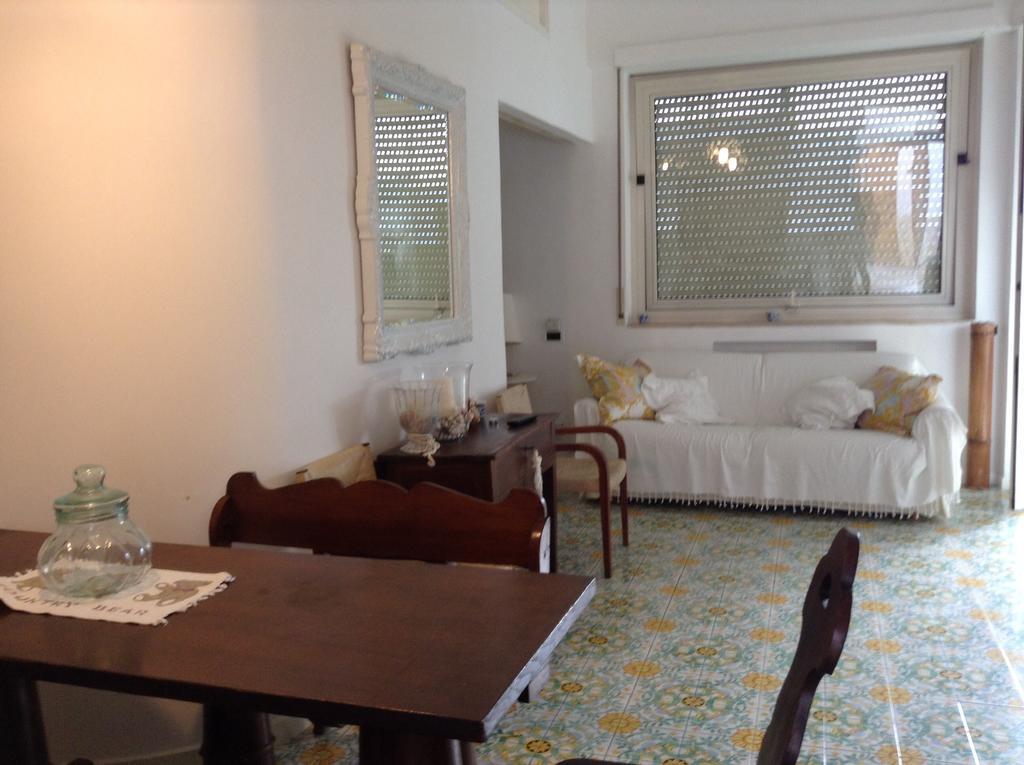 Holiday Home Casba Gaeta Habitación foto